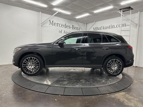 2025 Mercedes-Benz GLC 300 Base