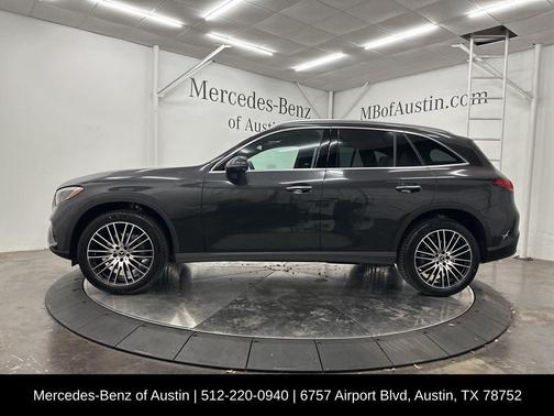 2025 Mercedes-Benz GLC 300 Base
