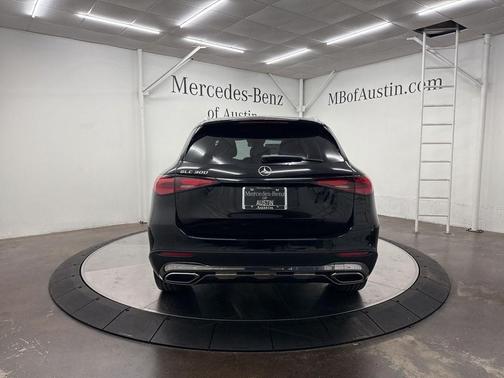 2026 Mercedes-Benz GLC 300 Base