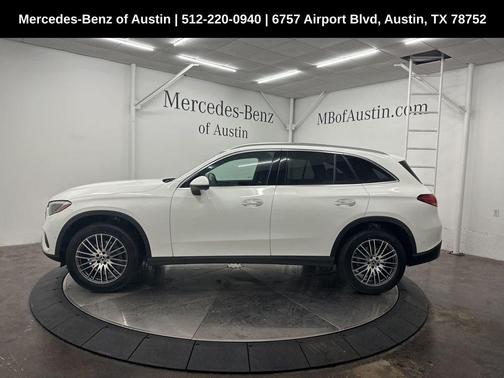 2025 Mercedes-Benz GLC 300 Base