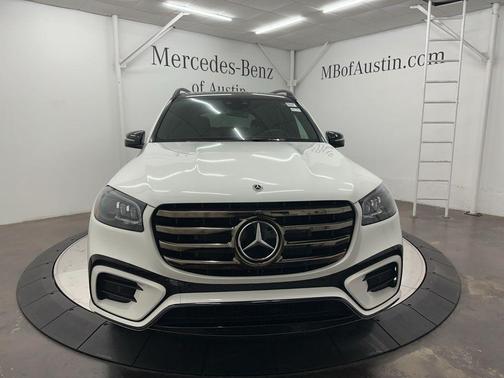2026 Mercedes-Benz GLS 450 4MATIC