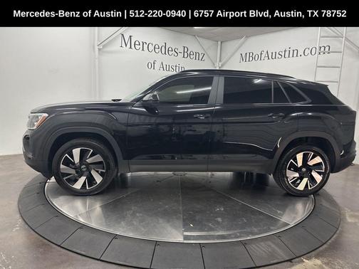 2024 Volkswagen Atlas Cross Sport 2.0T SE w/Technology