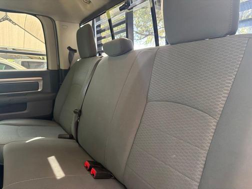 Bright White Clearcoat 2016 RAM 2500 SLT