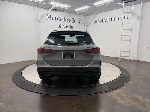 2026 Mercedes-Benz AMG GLA 35 Base