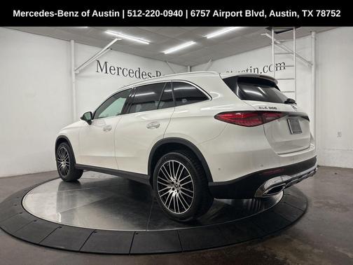 2025 Mercedes-Benz GLC 300 Base