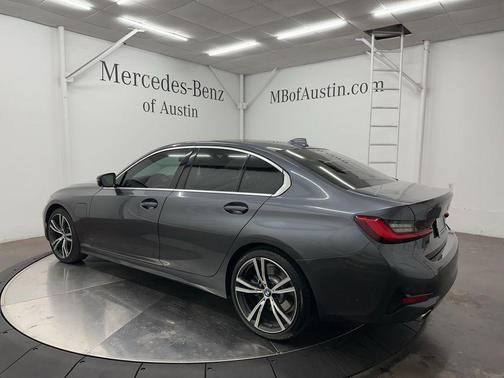 2021 BMW 330e 330e