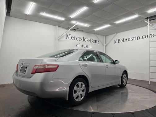 Silver 2009 Toyota Camry LE