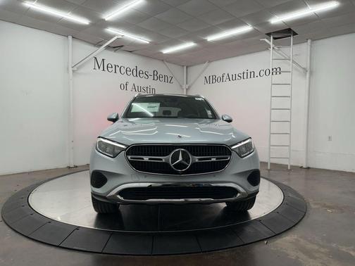 2026 Mercedes-Benz GLC 300 Base