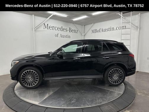 2026 Mercedes-Benz GLC 300 Base