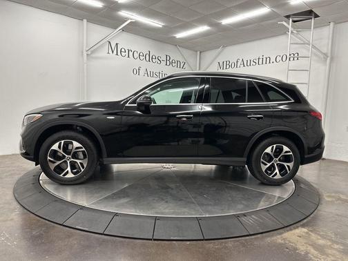 2025 Mercedes-Benz GLC 350e Base 4MATIC