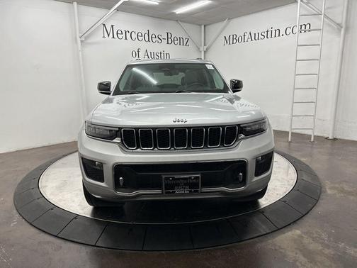 2022 Jeep Grand Cherokee Overland