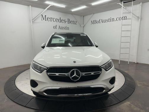 2026 Mercedes-Benz GLC 300 Base