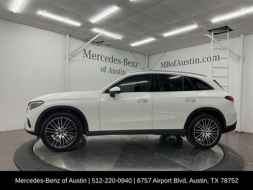 2026 Mercedes-Benz GLC 300 Base