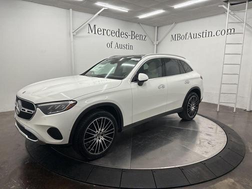 2026 Mercedes-Benz GLC 300 Base