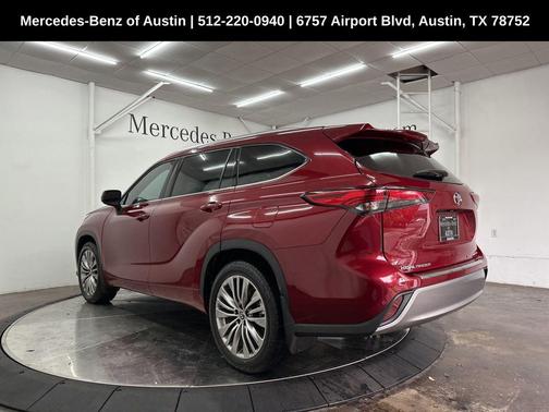 2021 Toyota Highlander Platinum