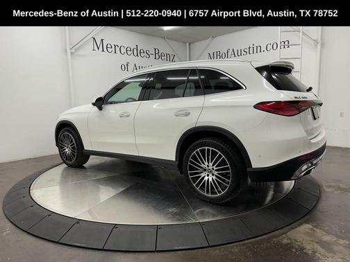 2025 Mercedes-Benz GLC 300 Base