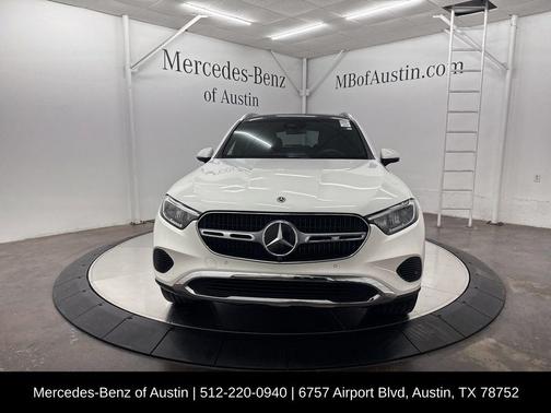2025 Mercedes-Benz GLC 300 Base