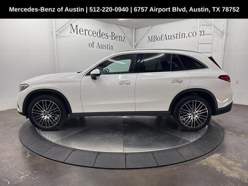2025 Mercedes-Benz GLC 300 Base