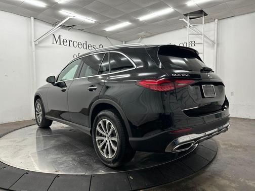 Black 2026 Mercedes-Benz GLC 300 Base