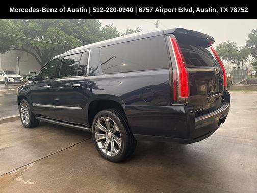 2018 Cadillac Escalade ESV Premium Luxury