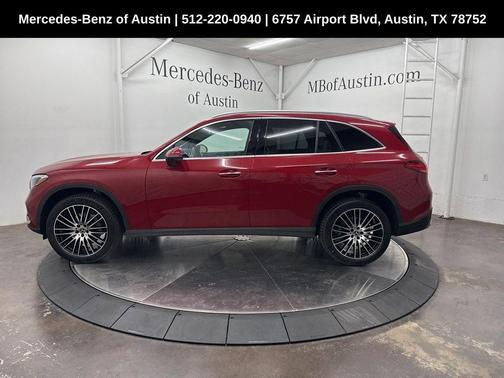 2025 Mercedes-Benz GLC 300 Base