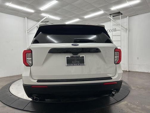 Star White 2022 Ford Explorer ST-Line