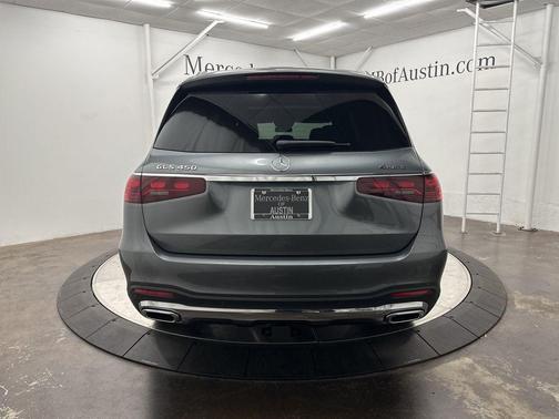 2025 Mercedes-Benz GLS 450 4MATIC