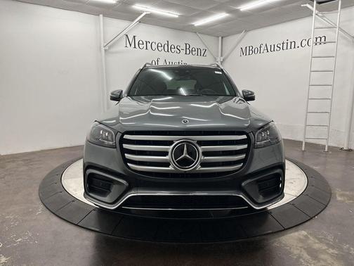 2025 Mercedes-Benz GLS 450 4MATIC