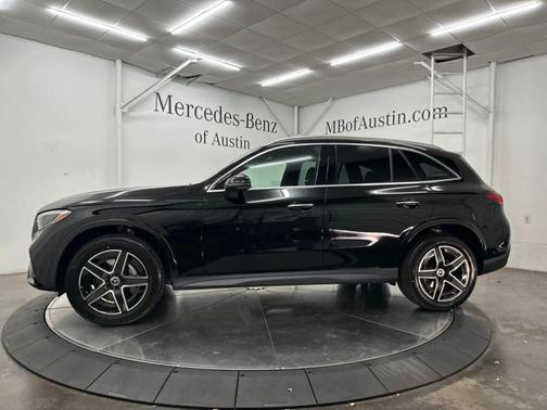 Black 2026 Mercedes-Benz GLC 300 Base