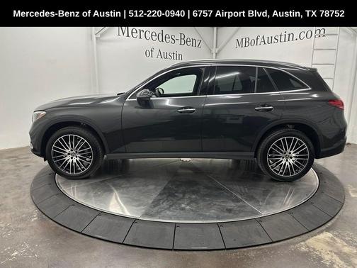 2025 Mercedes-Benz GLC 300 Base