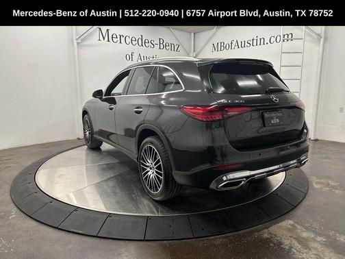 2025 Mercedes-Benz GLC 300 Base