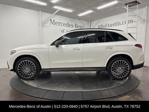 2025 Mercedes-Benz GLC 300 Base