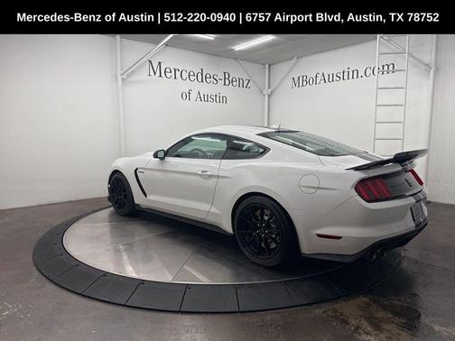 2020 Ford Shelby GT350 Base