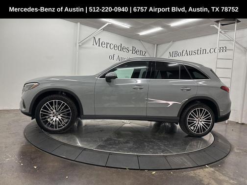 2025 Mercedes-Benz GLC 300 Base