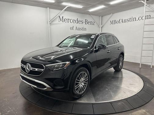 2026 Mercedes-Benz GLC 300 Base