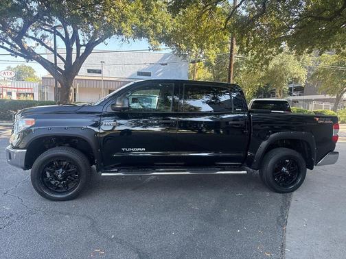 2014 Toyota Tundra SR5