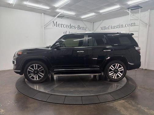 Midnight Black Metallic 2018 Toyota 4Runner Limited