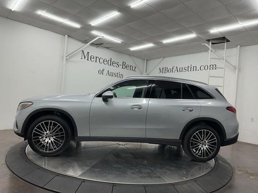 2026 Mercedes-Benz GLC 300 Base