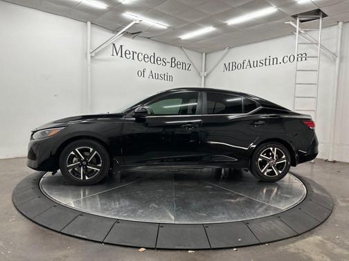 Black 2024 Nissan Sentra SV