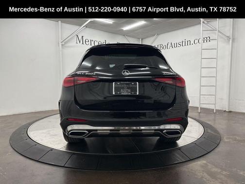 2025 Mercedes-Benz GLC 350e Base 4MATIC