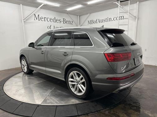 2017 Audi Q7 3.0T Prestige