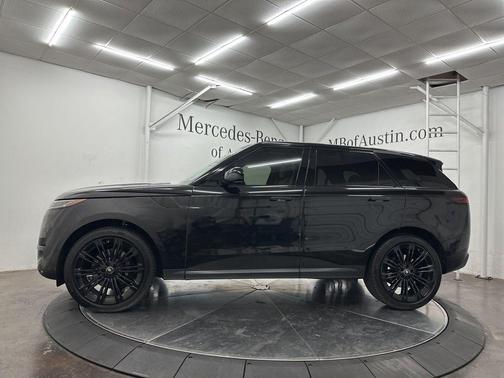 Santorini Black 2025 Land Rover Range Rover Sport P360 SE