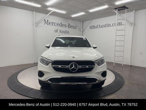2025 Mercedes-Benz GLC 300 Base