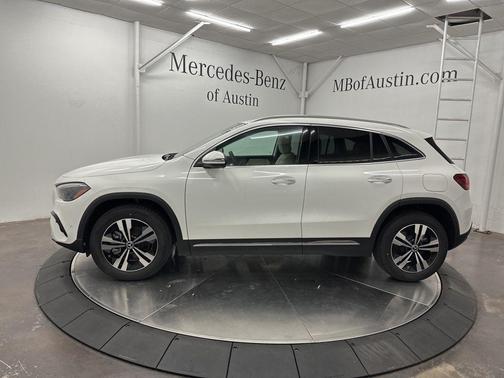 2025 Mercedes-Benz GLA 250 Base