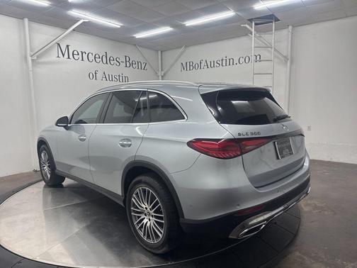 2024 Mercedes-Benz GLC 300 Base