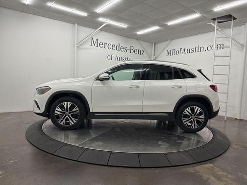 2025 Mercedes-Benz GLA 250 Base