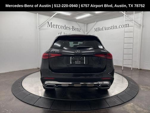2025 Mercedes-Benz GLC 300 Base
