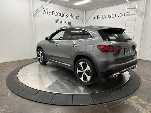 2025 Mercedes-Benz GLA 250 Base