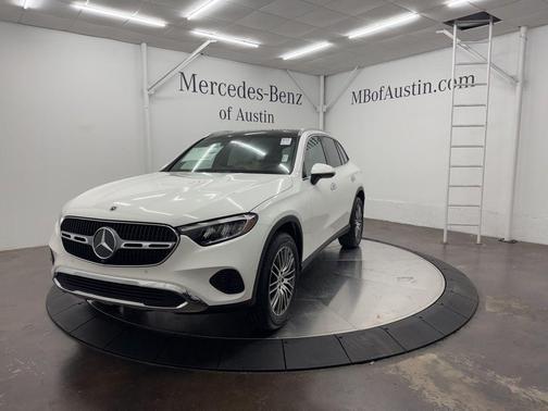 2026 Mercedes-Benz GLC 300 Base