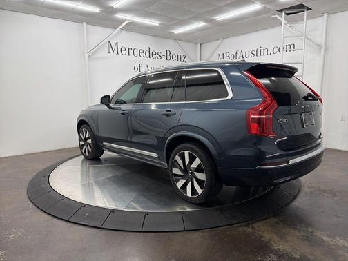 2024 Volvo XC90 Recharge Plug-In Hybrid T8 Ultimate 6-Seater
